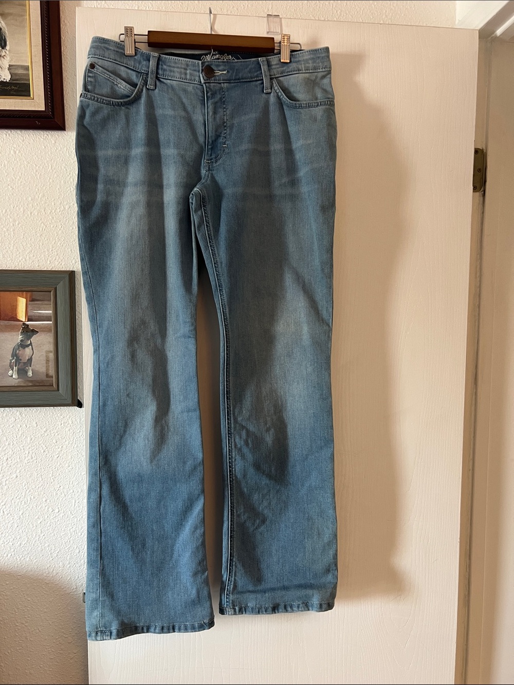 Wrangler Men’s Light Blue Bootcut Jeans, brand new. Mid-rise, long length